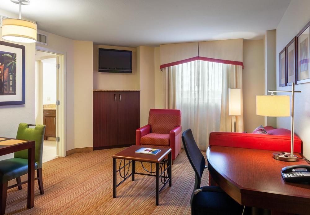 Residence Inn By Marriott Miami Airport Buitenkant foto