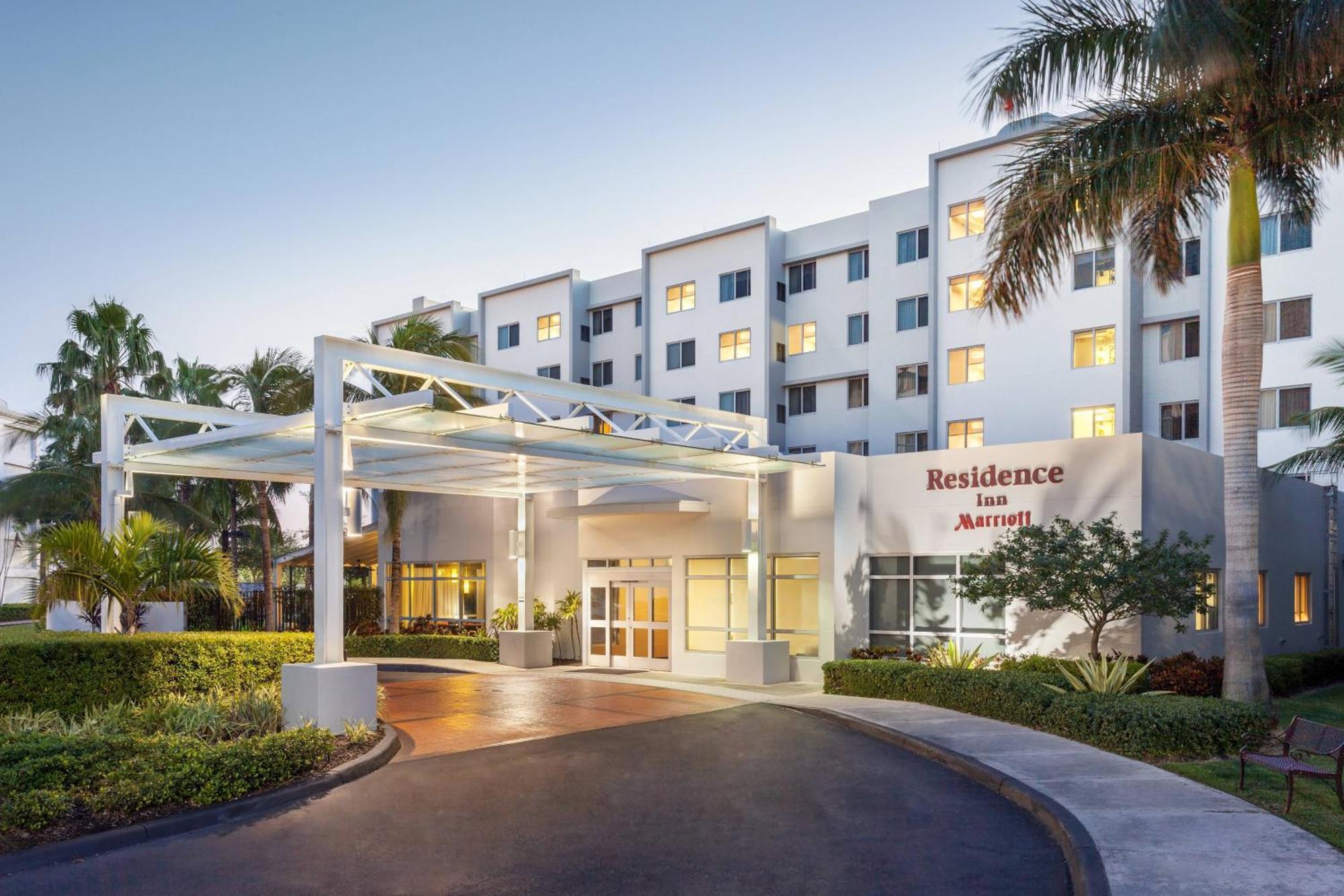 Residence Inn By Marriott Miami Airport Buitenkant foto