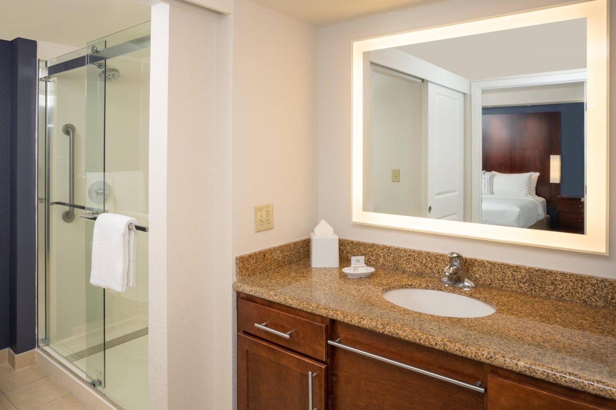 Residence Inn By Marriott Miami Airport Buitenkant foto