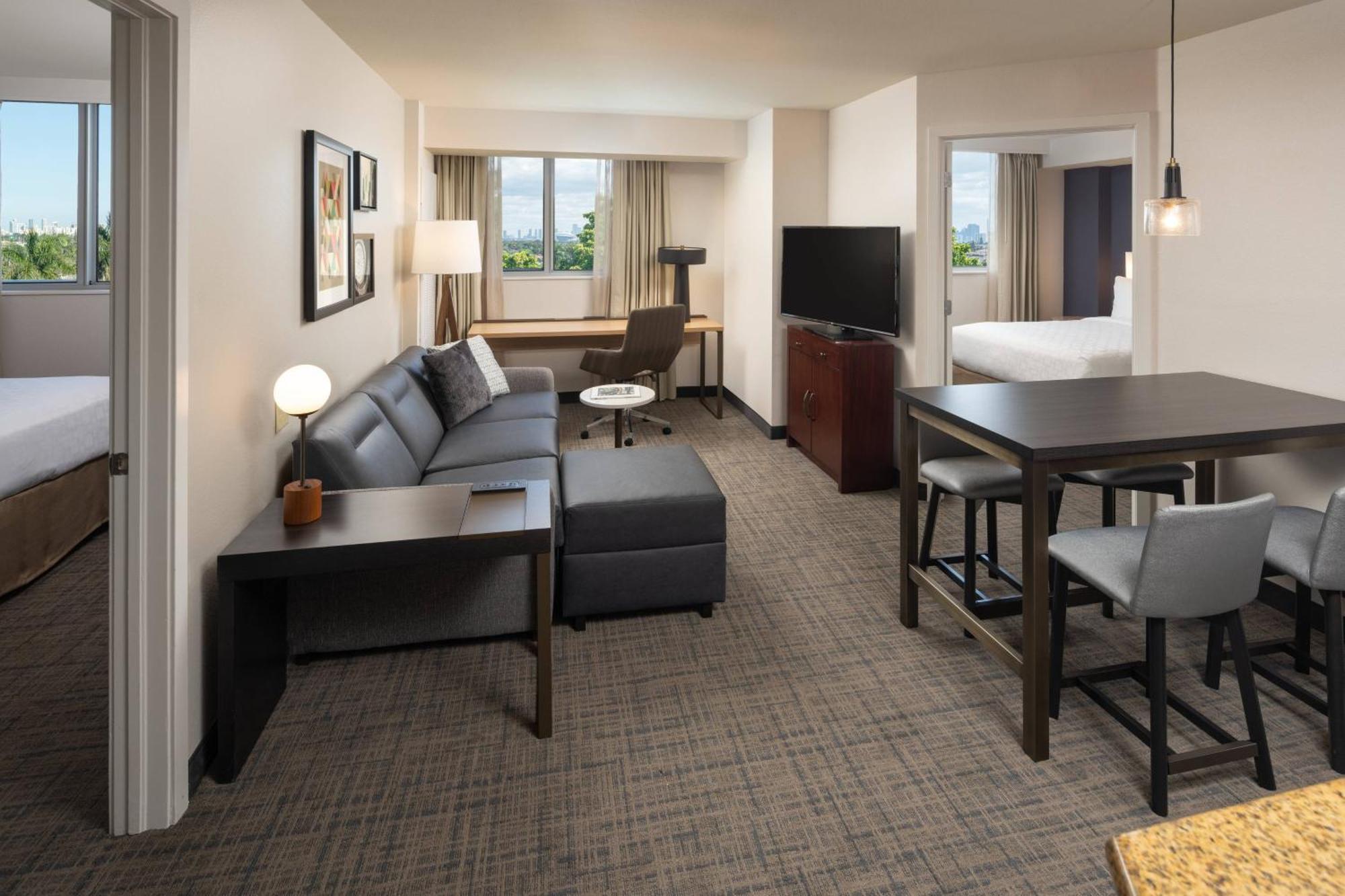 Residence Inn By Marriott Miami Airport Buitenkant foto