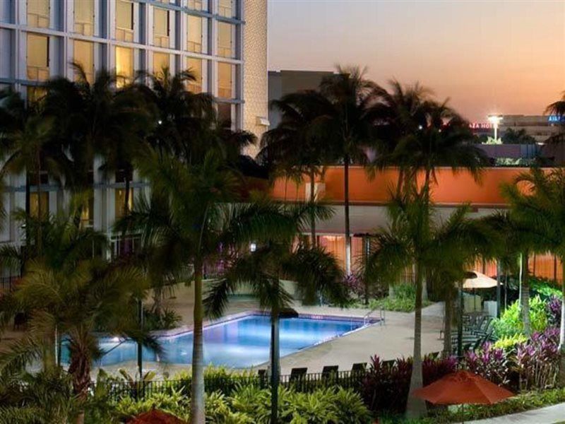 Residence Inn By Marriott Miami Airport Buitenkant foto