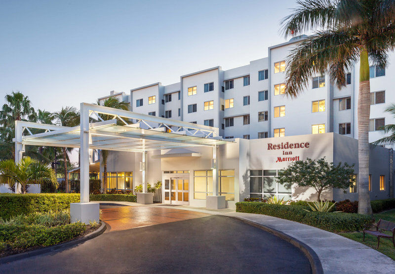 Residence Inn By Marriott Miami Airport Buitenkant foto